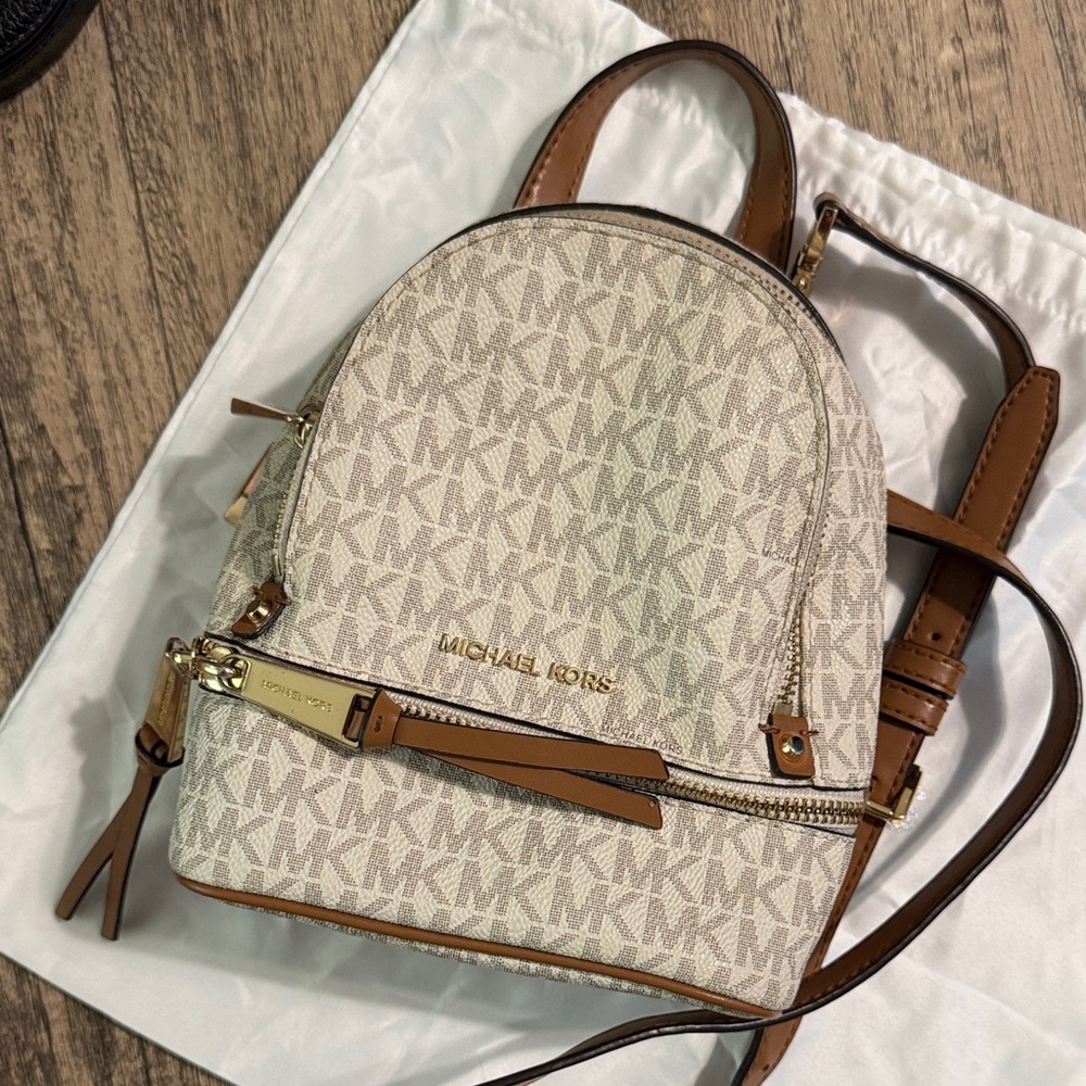 Michael Kors Beige and Brown Women's mini Backpack